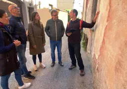  L'artista Luigi Ciotti ha illustrato al sindaco e ai componenti della giunta parte del suo lavoro